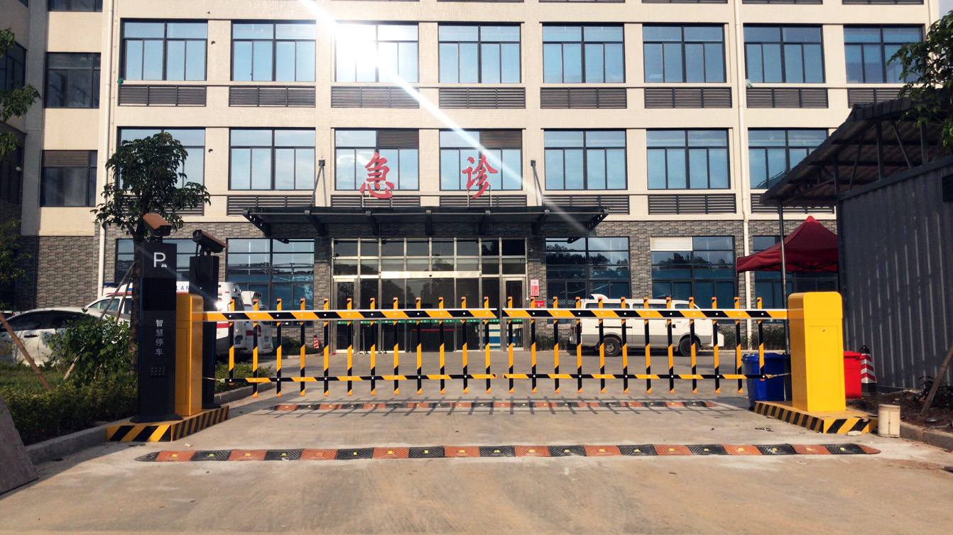 300�f(w��n)����܇���R(sh��)�eͣ܇��(ch��ng)ϵ�y(t��ng)���v÷����ĳ�^(q��)�t(y��)Ժ